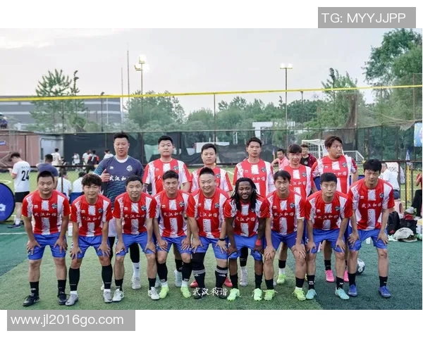 武汉足球队在精英赛中的实力展现与未来发展潜力分析