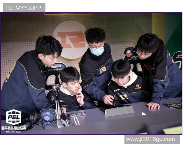 和平精英战术分析：RNG团队节奏与策略深度探讨