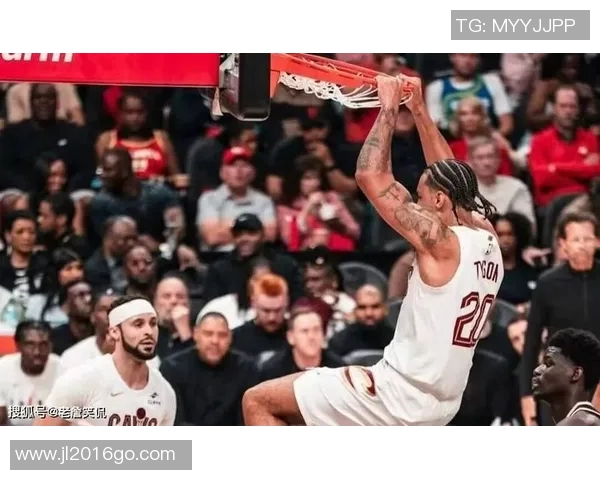 老鹰与骑士季后赛首战精彩回顾与战术分析